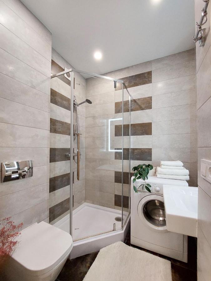 Monro Apartment Liov Exterior foto